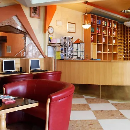 Ξενοδοχείο Bm 3*