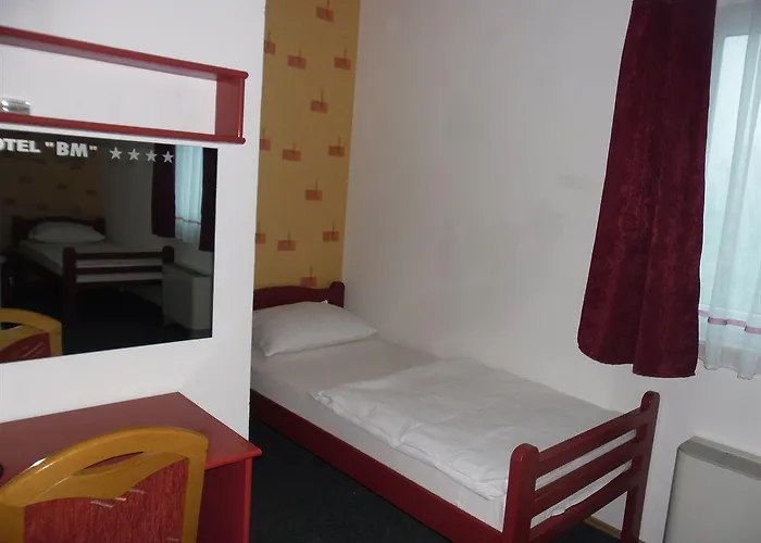 Bm 酒店